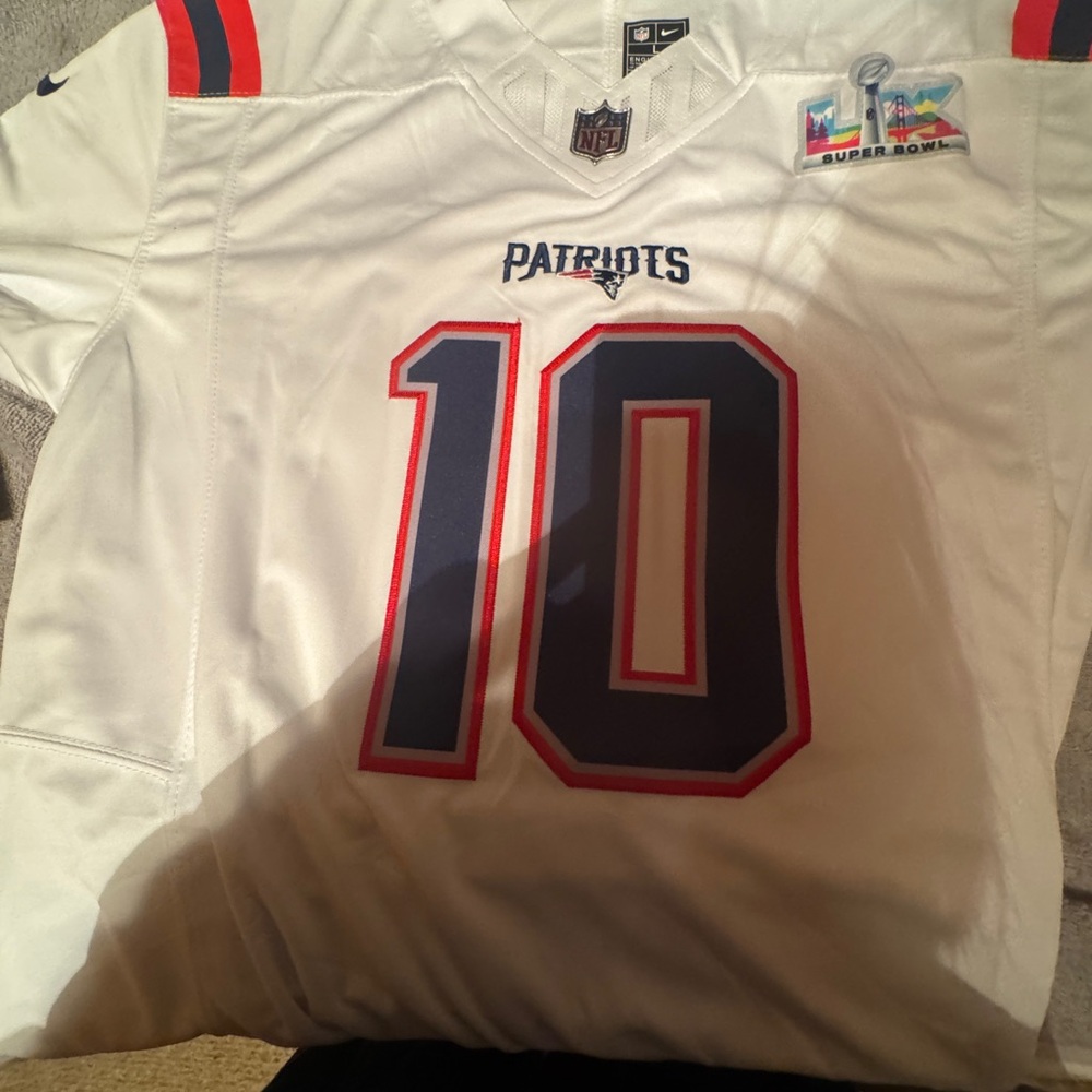 Drake maye Super Bowl jersey